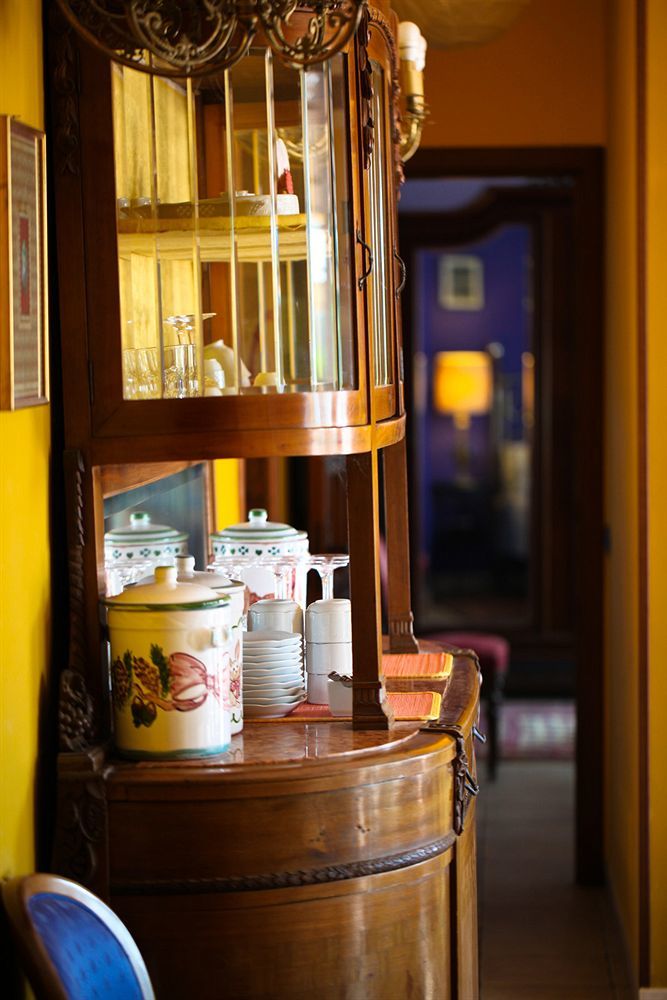 Castello D'Urso Somma B&B คาตาเนีย ภายนอก รูปภาพ